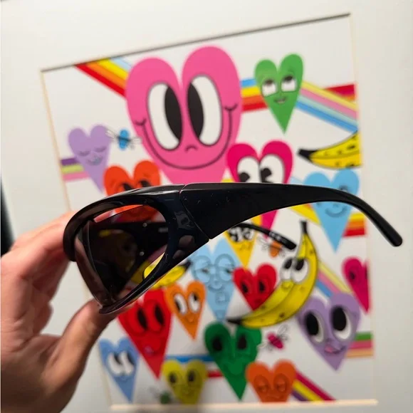Balenciaga Wrap Sunglasses - Picture 3 of 5
